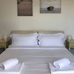 Apartamento *central Lakeside Apt*swimming Pool & Free Parking *